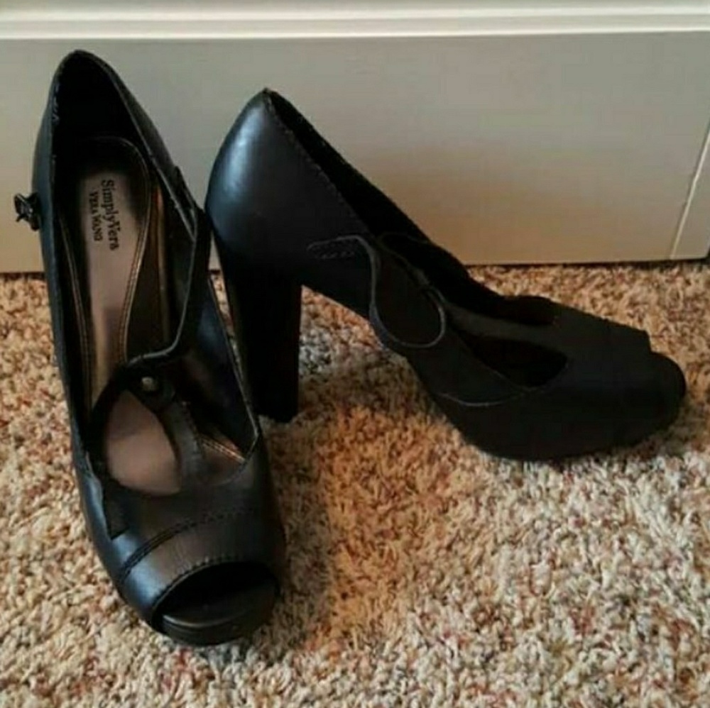 Vera wang shoes